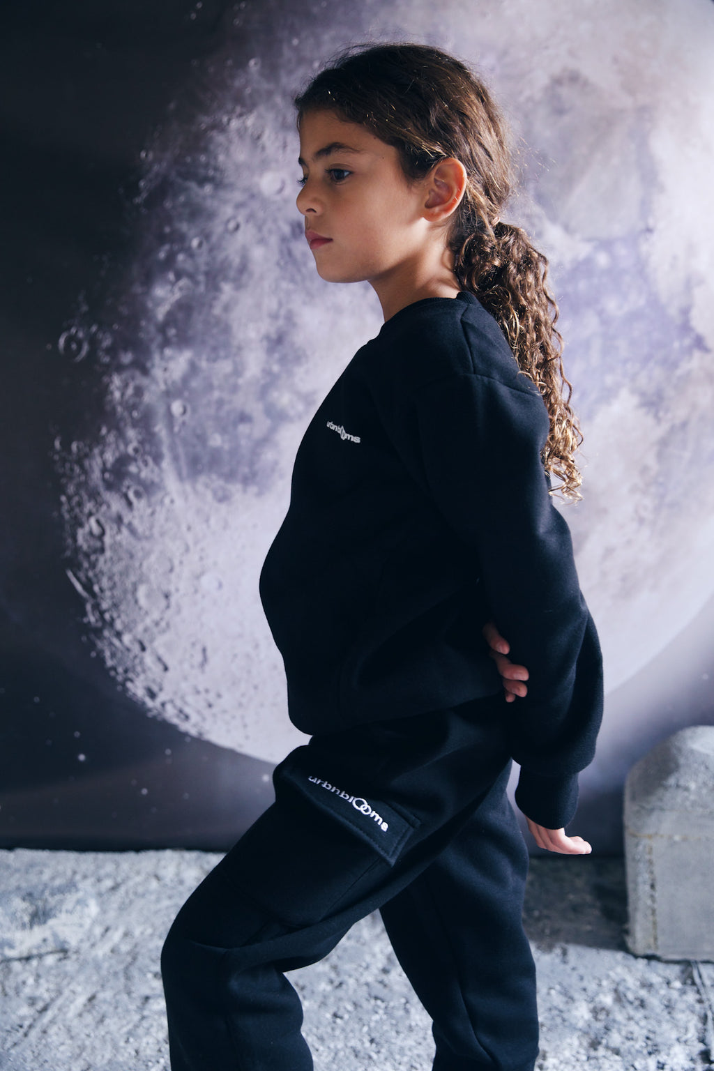 Timeless Black Sweatshirt